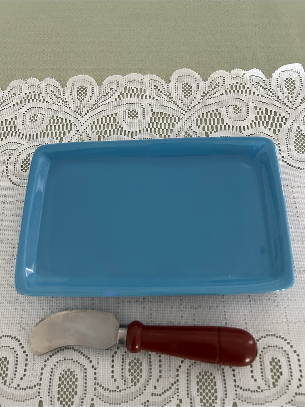 Blueberry Motif Ceramic Butter Dish with Blue Base 8x5 in few call outs - Picture 4 of 11
